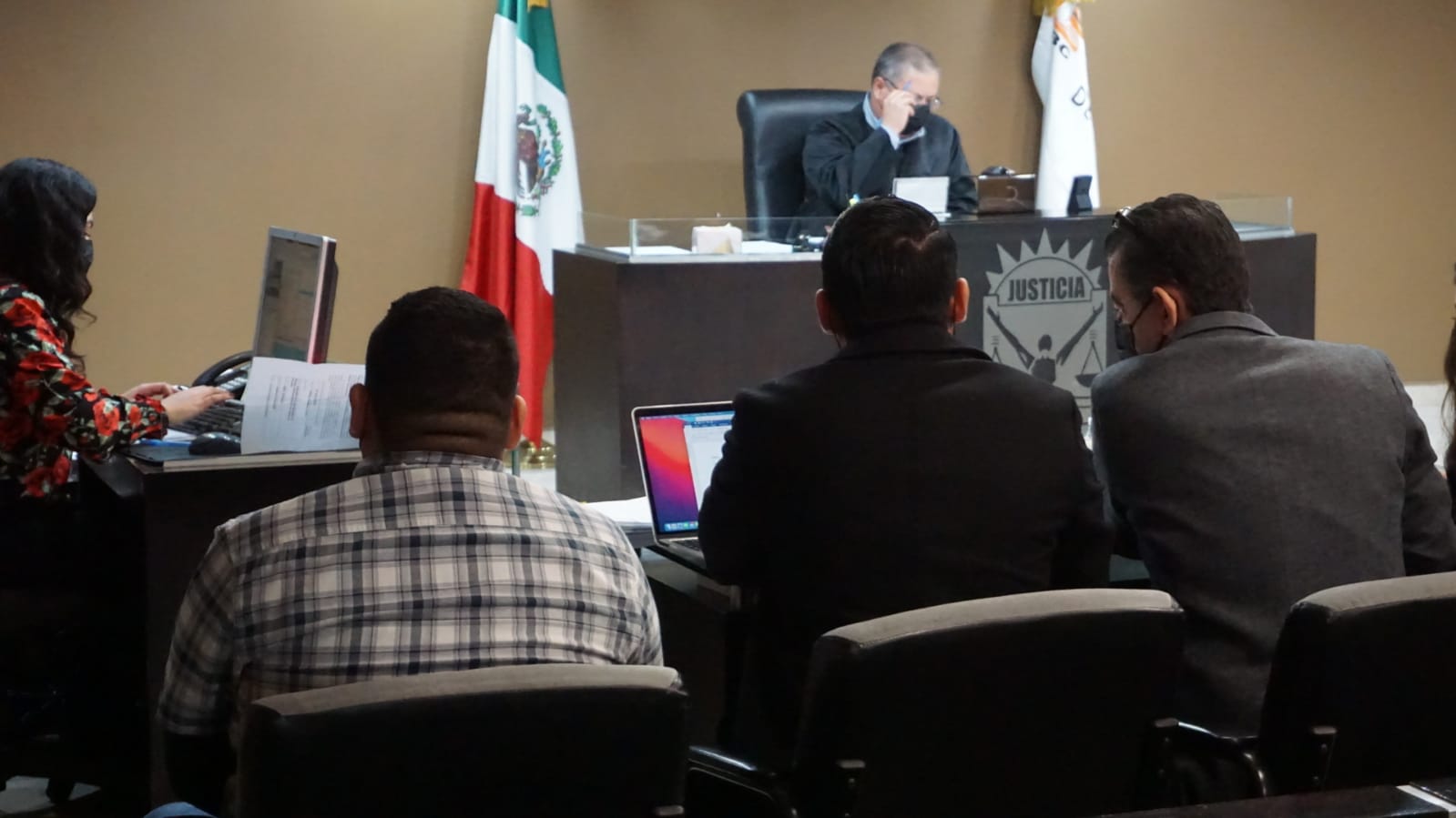 Exigen 11 años de prisión para William N 3 Familiares de Jorge Azael
