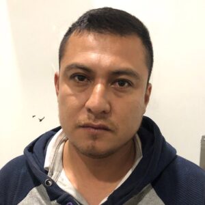 Poncha PF neumáticos a camioneta con once inmigrantes 2 yuma