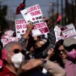 Marcha en defensa del INE con acarreados 1 Marcha en defensa del INE
