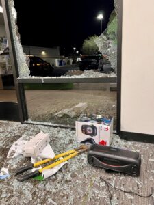 Sorprenden a ladrón de negocio en Calexico 7 ladrón de negocio en Calexico