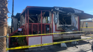 Muere adulto mayor en incendio 1 https://kyma.com/news/2023/02/08/el-centro-man-dies-in-trailer-fire/