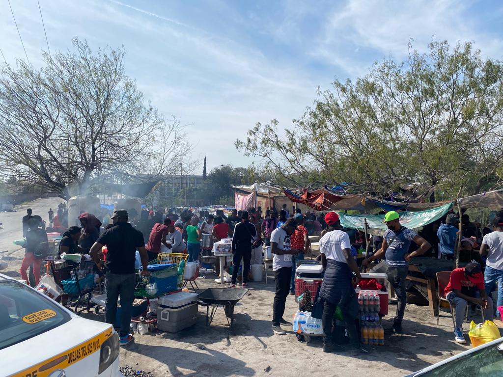 8. Migrantes en calles de Reynosa