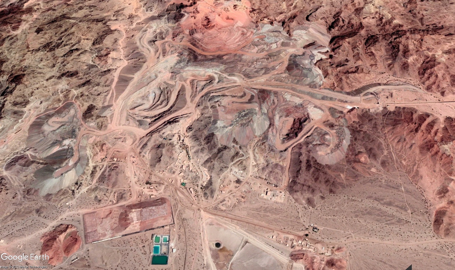¿Qué relevancia tiene para Baja California la propuesta de reforma a la industria minera? 3 Vista aérea de la mina propiedad de Grupo Frisco en San Felipe, BC