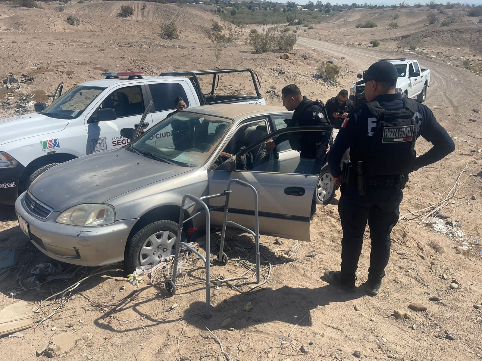 Rescatan a mujer de la tercera edad extraviada en Algodones 3 mujer extraviada