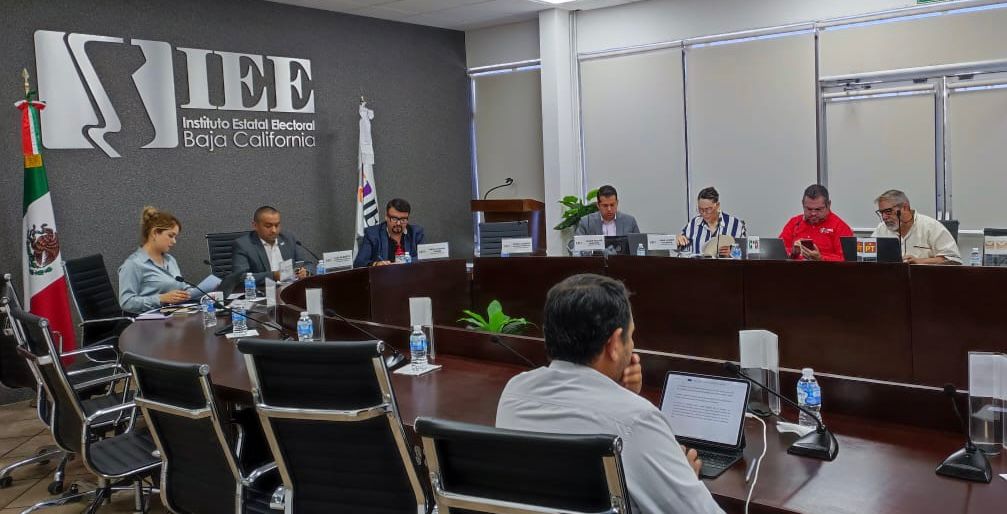 Pese a sentencia, Ismael Burgueño seguirá como candidato 1 sesion ieebc